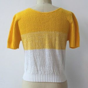 Vintage Tops - Vintage 90s Crop Knit Vintage Tops - Vintage 90s Crop Knit